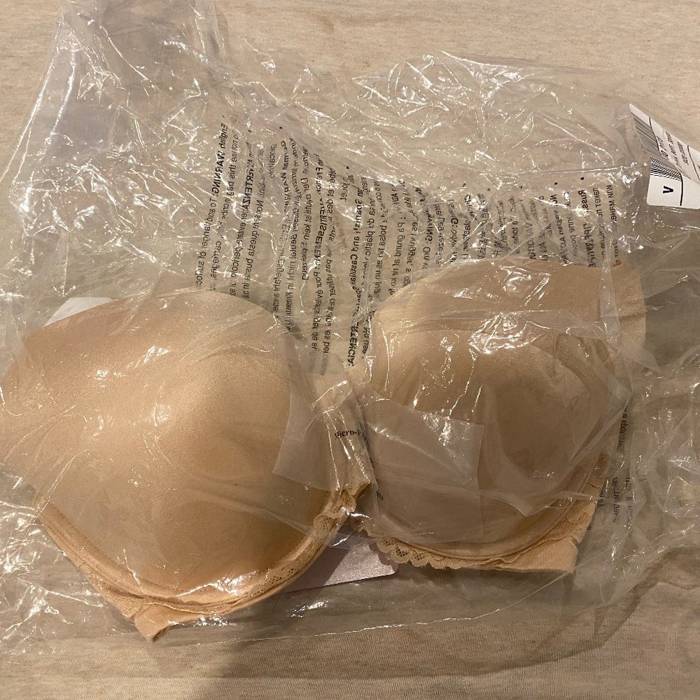 NWT Savage X Fenty Convertible T Shirt Bra 32F